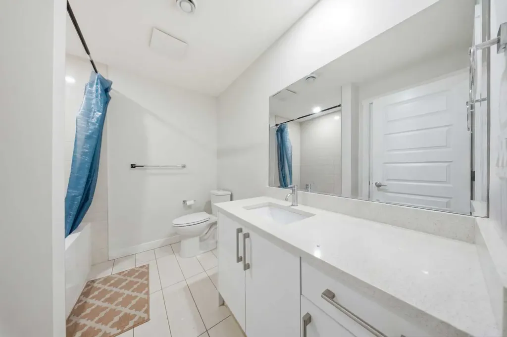 16 Saddlestone Heath NE Calgary AB T3J2B6