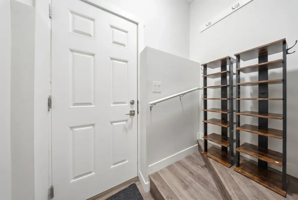 16 Saddlestone Heath NE Calgary AB T3J2B6