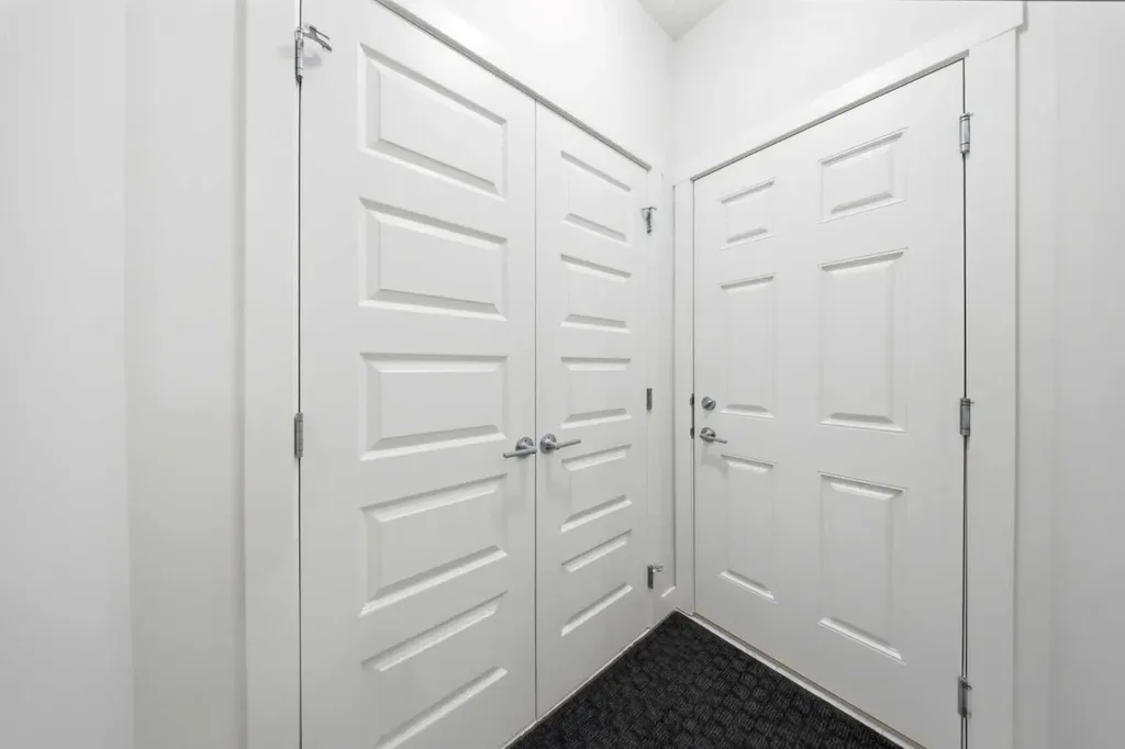 16 Saddlestone Heath NE Calgary AB T3J2B6