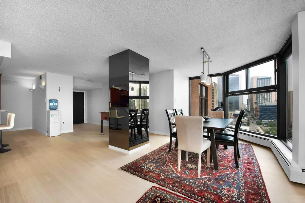 1100 8 Avenue SW Calgary AB T2P 3T9