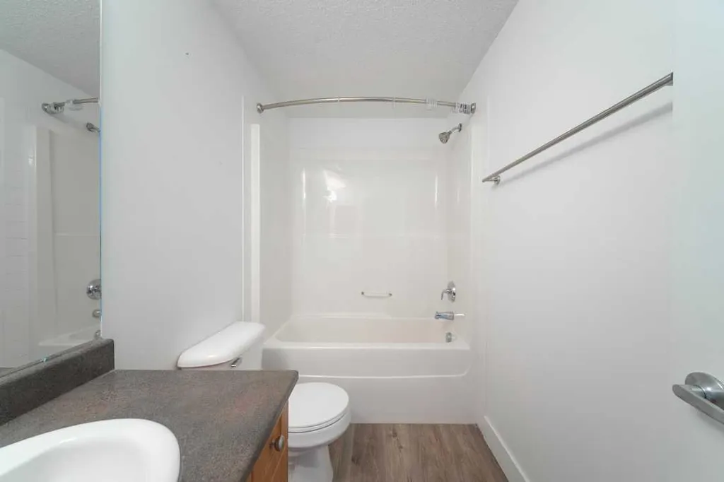 136D Sandpiper Road Fort Mcmurray AB T9K0J7