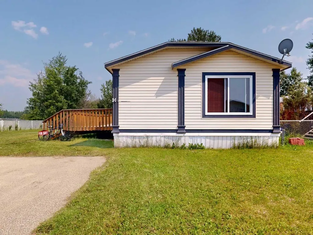 14A Soper Street Whitecourt AB T7S 0B5