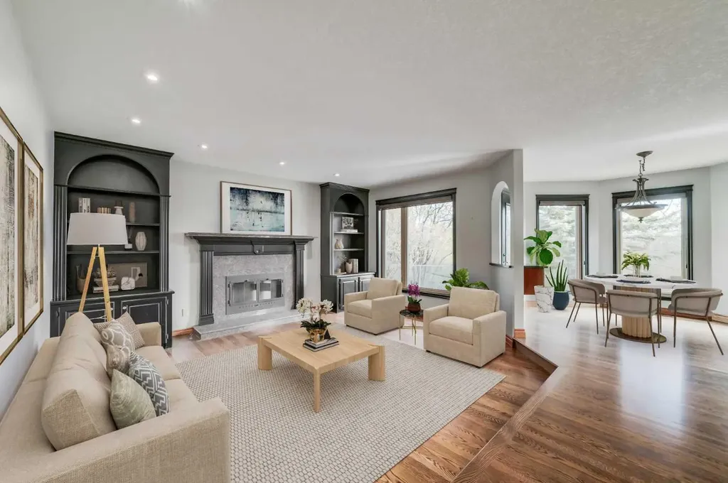 1504 Evergreen Hill SW Calgary AB T2Y 2V8