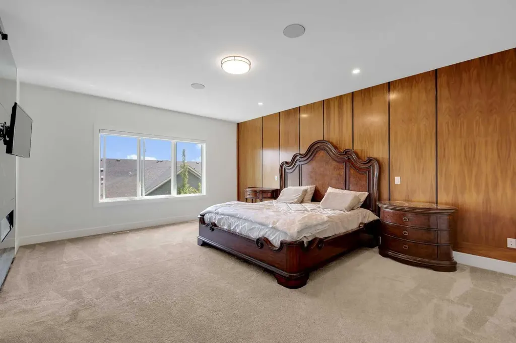 243 Coopers Cove SW Airdrie AB T4B 4C3