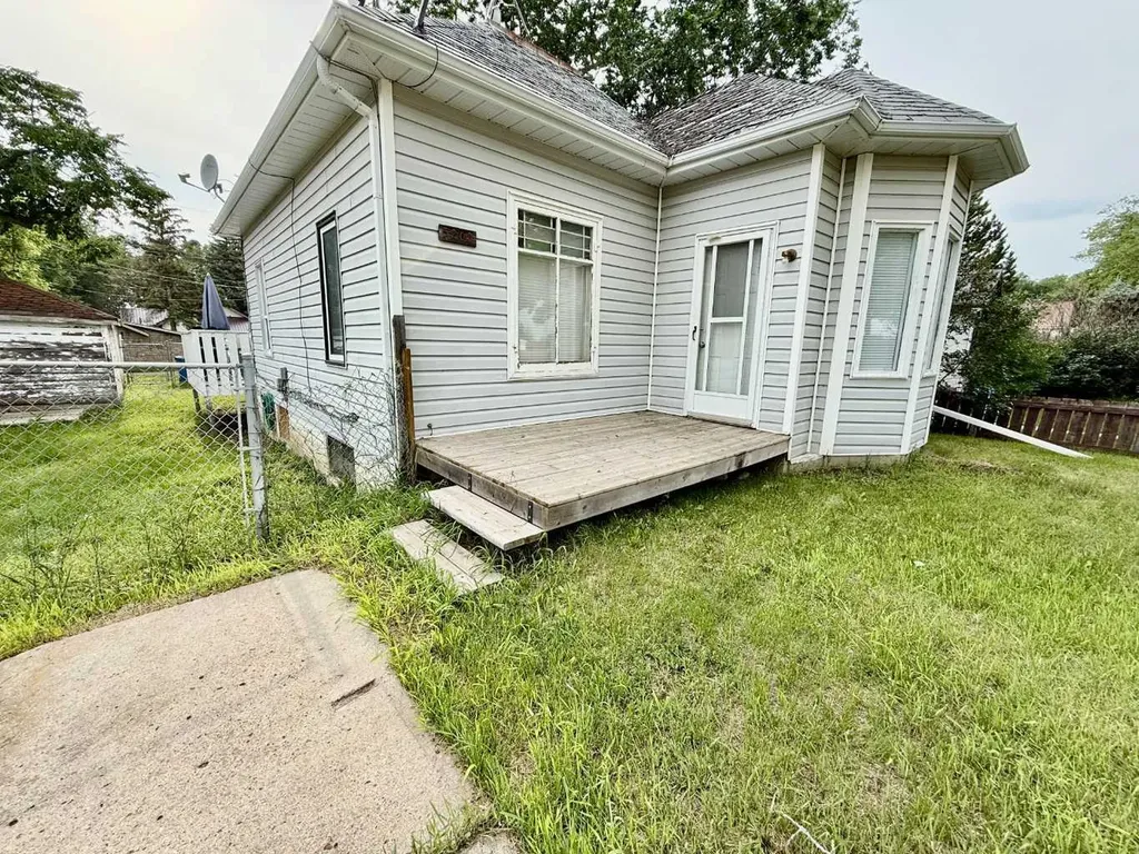 5208 47 Street Provost AB T0B3S0