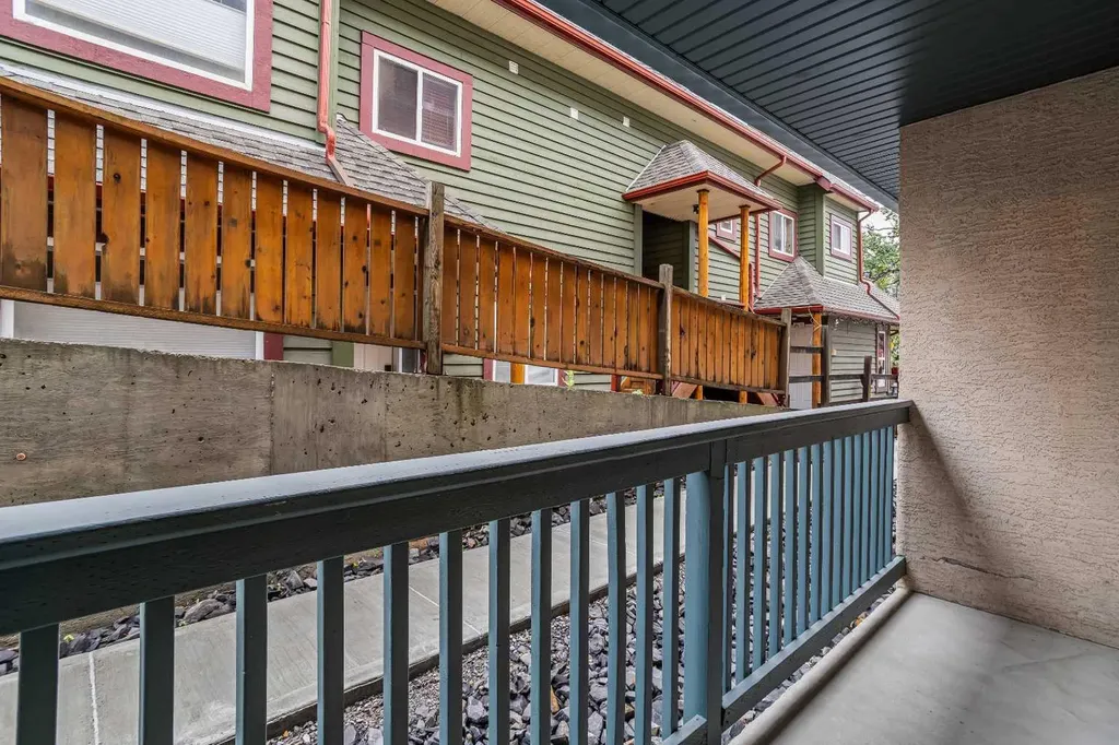 504 Banff Avenue Banff AB T1L1E3