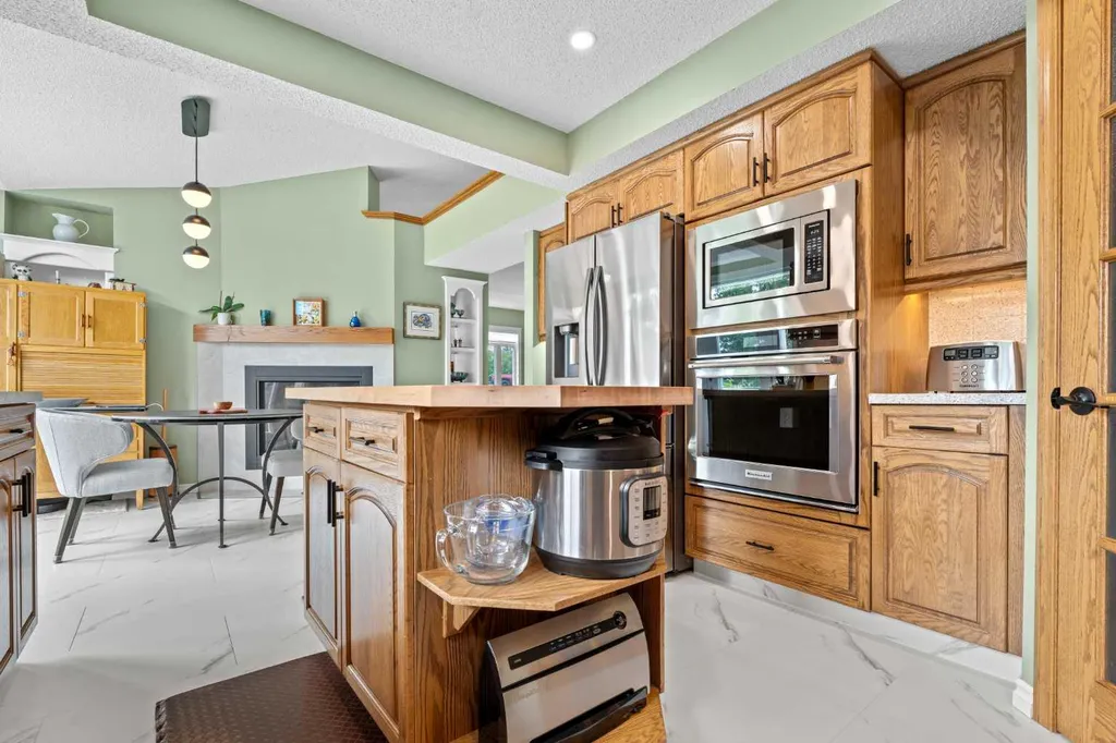 126 Country Club Lane Rural Rocky View County AB T3R 1G2