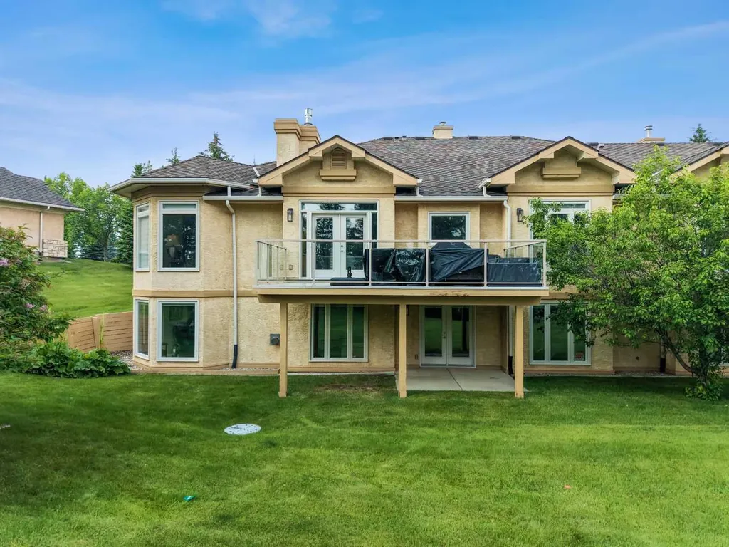 126 Country Club Lane Rural Rocky View County AB T3R 1G2