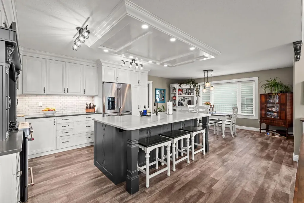 833 10 Avenue NE Three Hills AB T0M 2A0