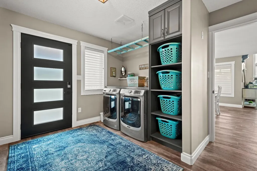 833 10 Avenue NE Three Hills AB T0M 2A0