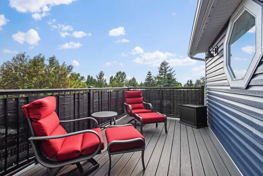 833 10 Avenue NE Three Hills AB T0M 2A0
