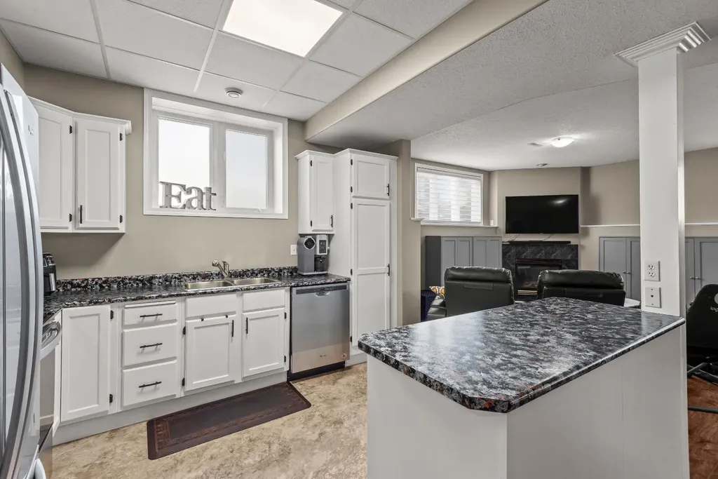 833 10 Avenue NE Three Hills AB T0M 2A0