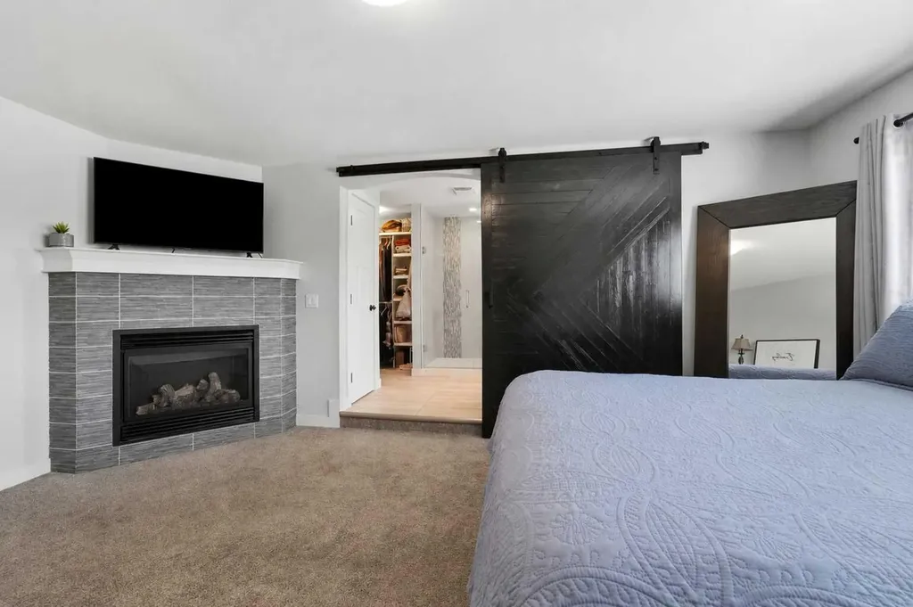 4292 Ryders Ridge Boulevard Sylvan Lake AB T4S 0M5