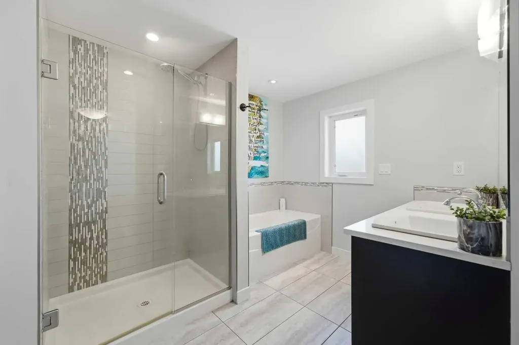4292 Ryders Ridge Boulevard Sylvan Lake AB T4S 0M5