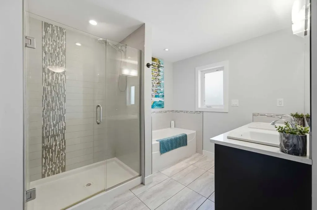4292 Ryders Ridge Boulevard Sylvan Lake AB T4S 0M5