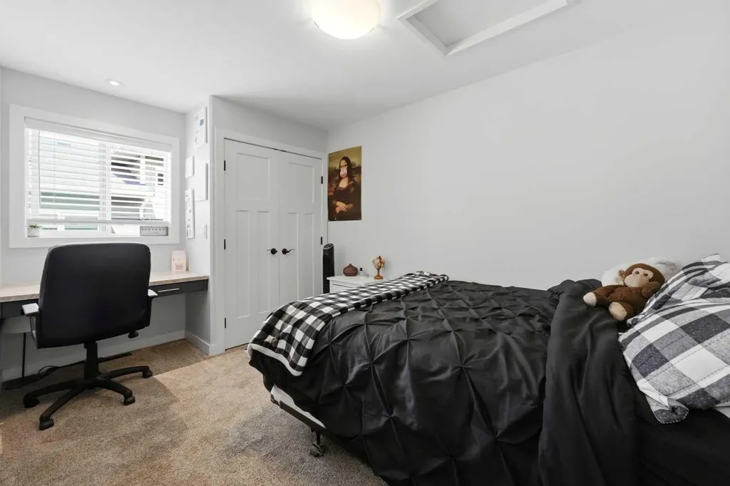 4292 Ryders Ridge Boulevard Sylvan Lake AB T4S 0M5