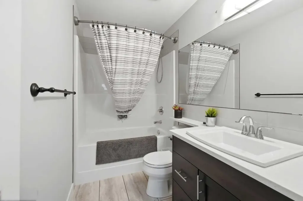 4292 Ryders Ridge Boulevard Sylvan Lake AB T4S 0M5