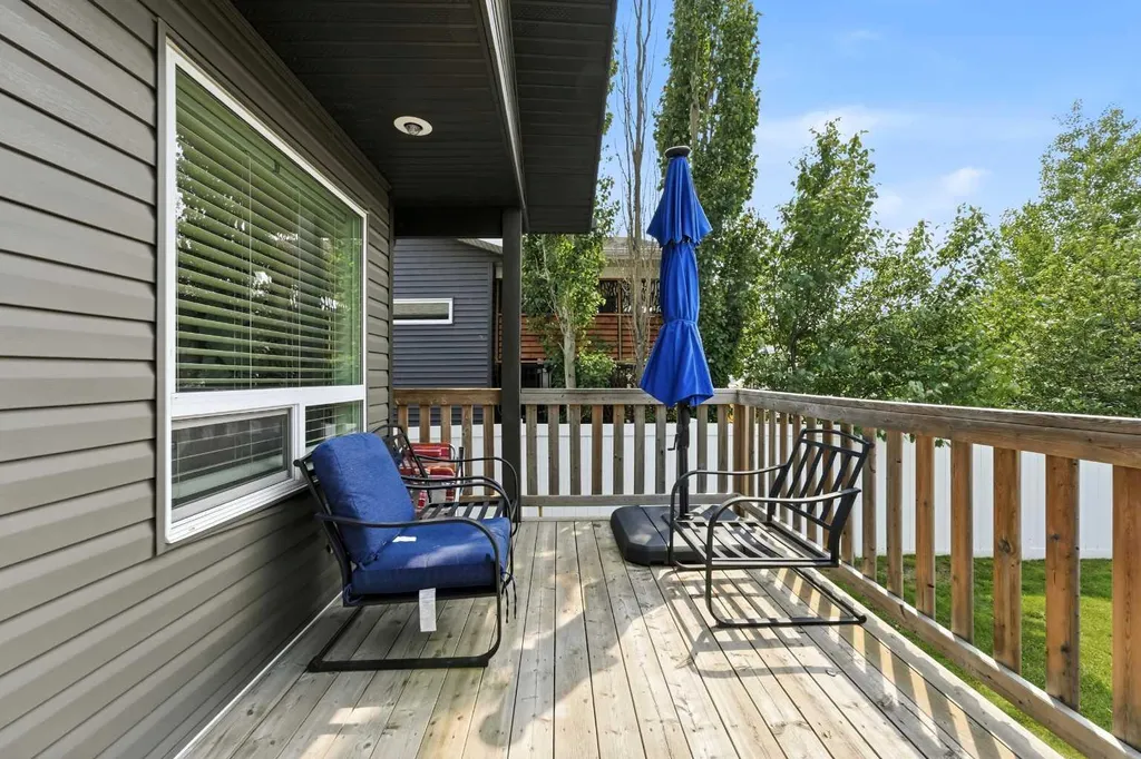 4292 Ryders Ridge Boulevard Sylvan Lake AB T4S 0M5