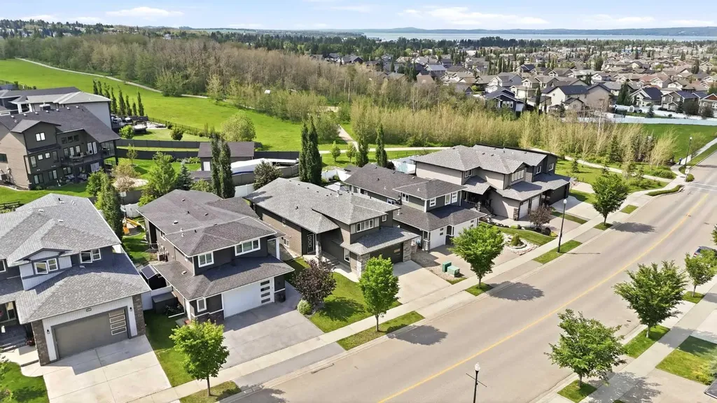 4292 Ryders Ridge Boulevard Sylvan Lake AB T4S 0M5
