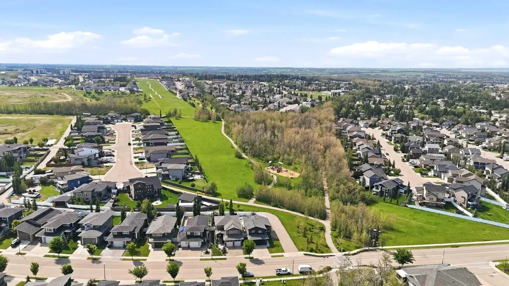 4292 Ryders Ridge Boulevard Sylvan Lake AB T4S 0M5