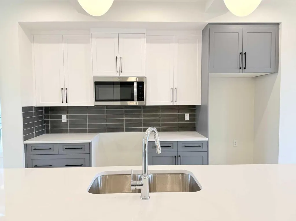 322 Sundown Road Cochrane AB T4C 3H2