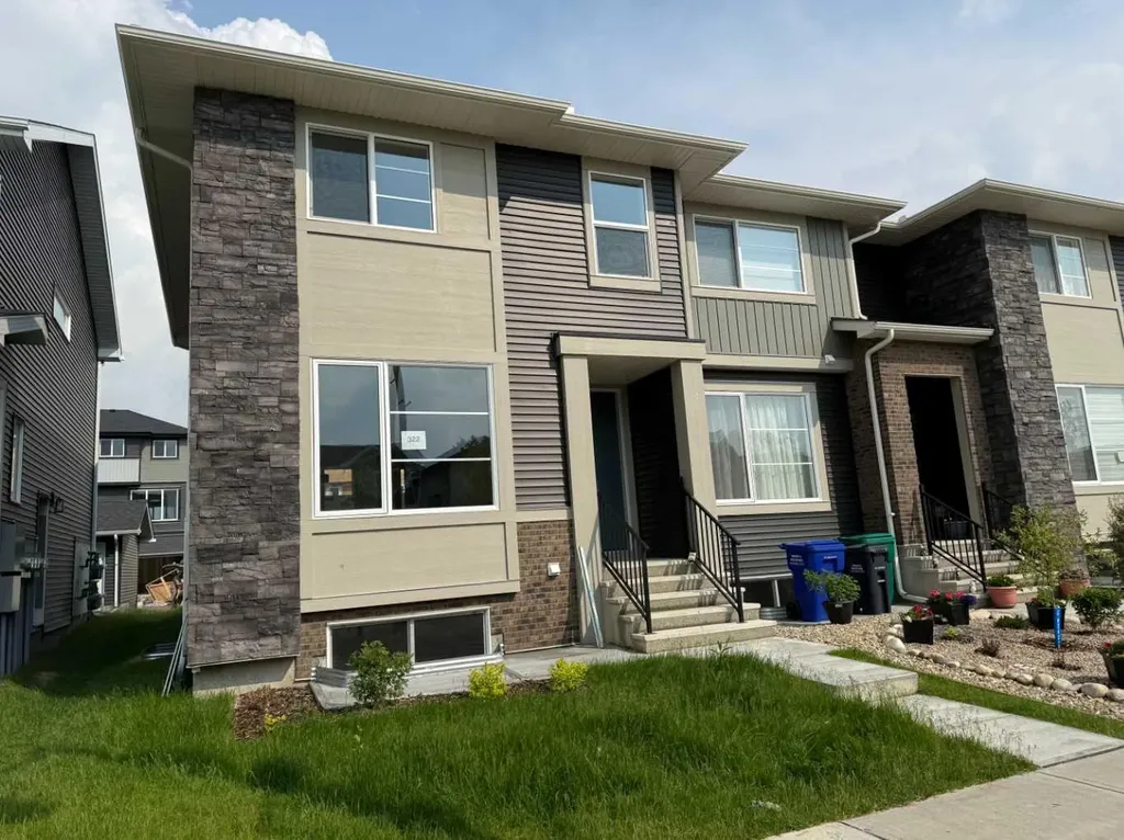 322 Sundown Road Cochrane AB T4C 3H2