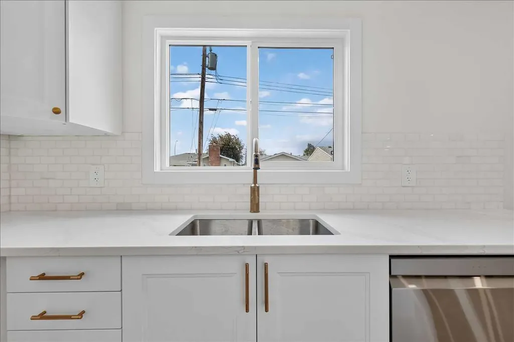 9519 Academy Drive SE Calgary AB T2J 1A6