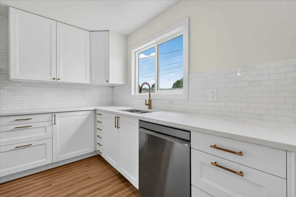 9519 Academy Drive SE Calgary AB T2J 1A6