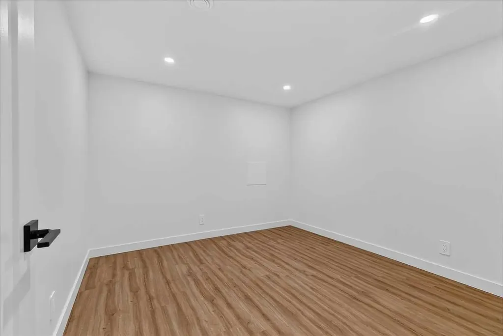 9519 Academy Drive SE Calgary AB T2J 1A6