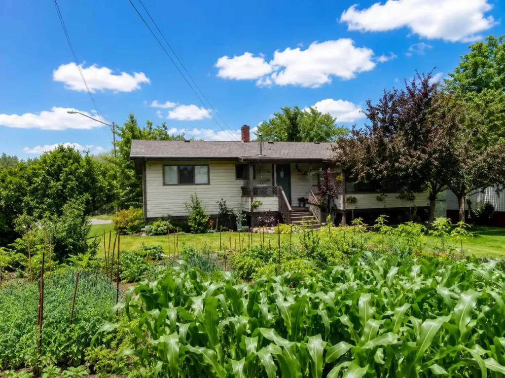 315 5th Avenue East Loon Lake SK S0M1L0