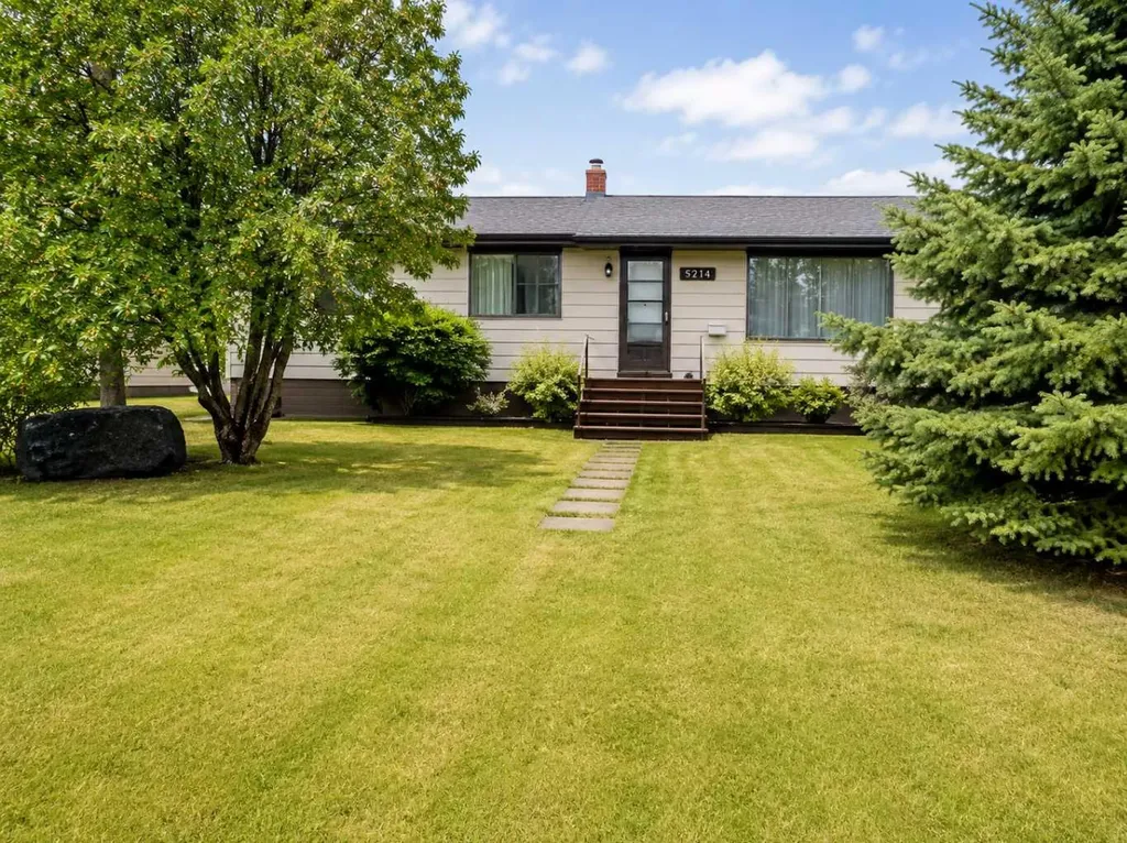 315 5th Avenue East Loon Lake SK S0M1L0