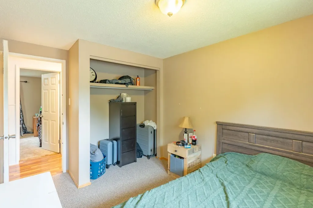 1163 Bassett Crescent NW Medicine Hat AB T1A 6Z7