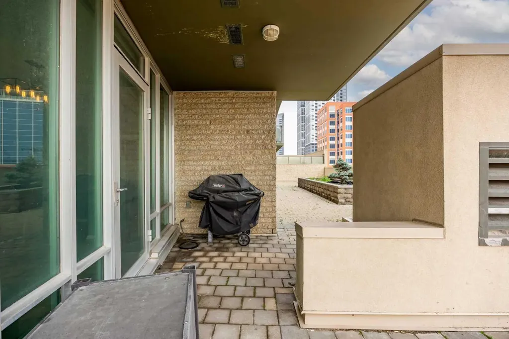 210 15 Avenue SE Calgary AB T2G 0B5