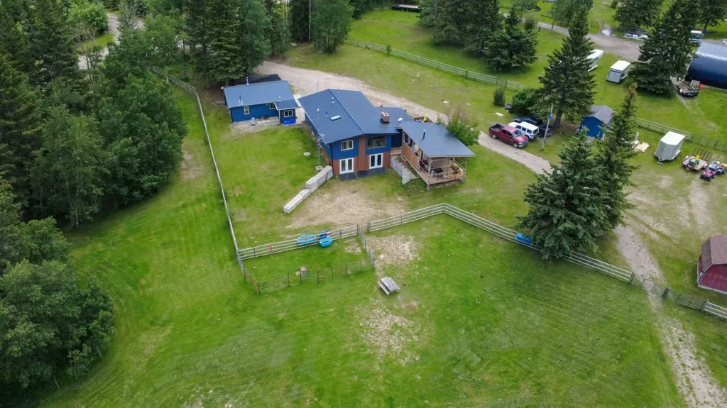 33374 Range Road 55 Rural Mountain View County AB T0M 1X0