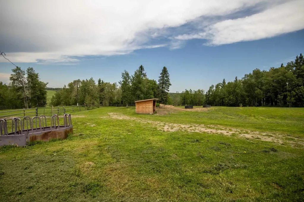 33374 Range Road 55 Rural Mountain View County AB T0M 1X0