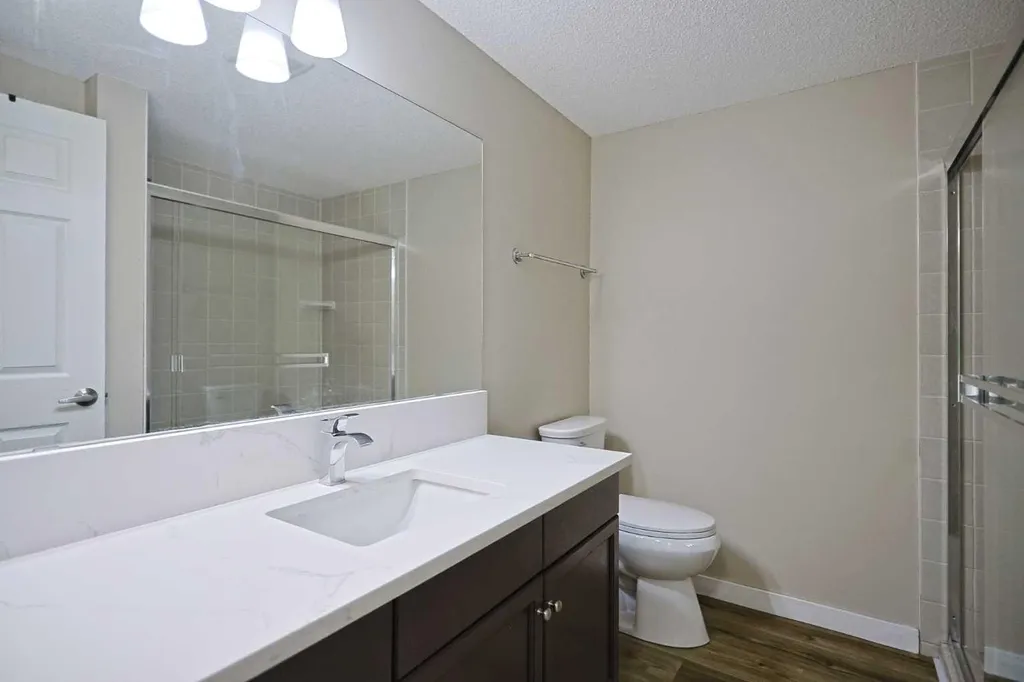 2022 Canyon Meadows Drive SE Calgary AB T2J 7H1