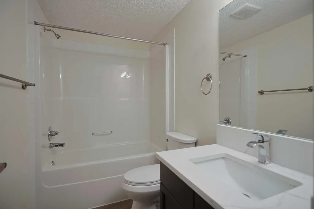 2022 Canyon Meadows Drive SE Calgary AB T2J 7H1