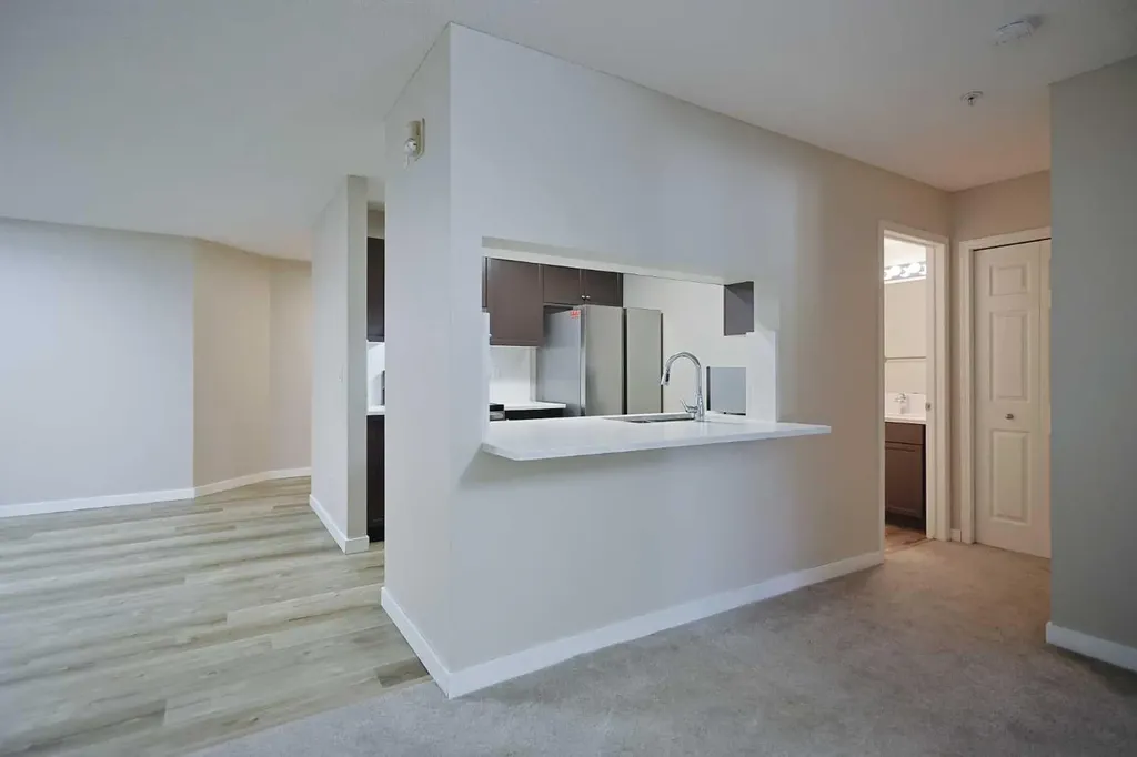 2022 Canyon Meadows Drive SE Calgary AB T2J 7H1