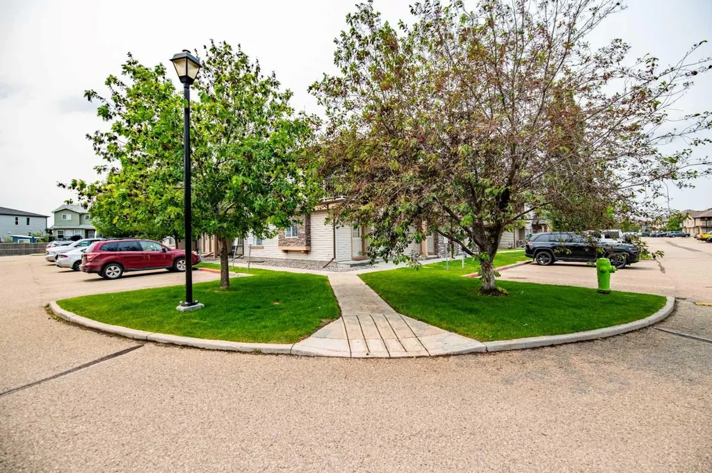 31 Jamieson Avenue Red Deer AB T4P 0H8