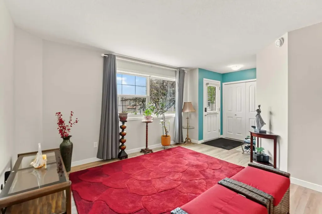 31 Jamieson Avenue Red Deer AB T4P 0H8
