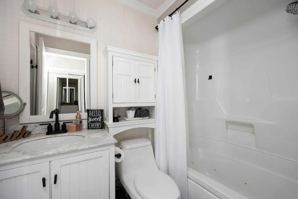112B Siesta Gardens Fort Mcmurray AB T9H 2Z2