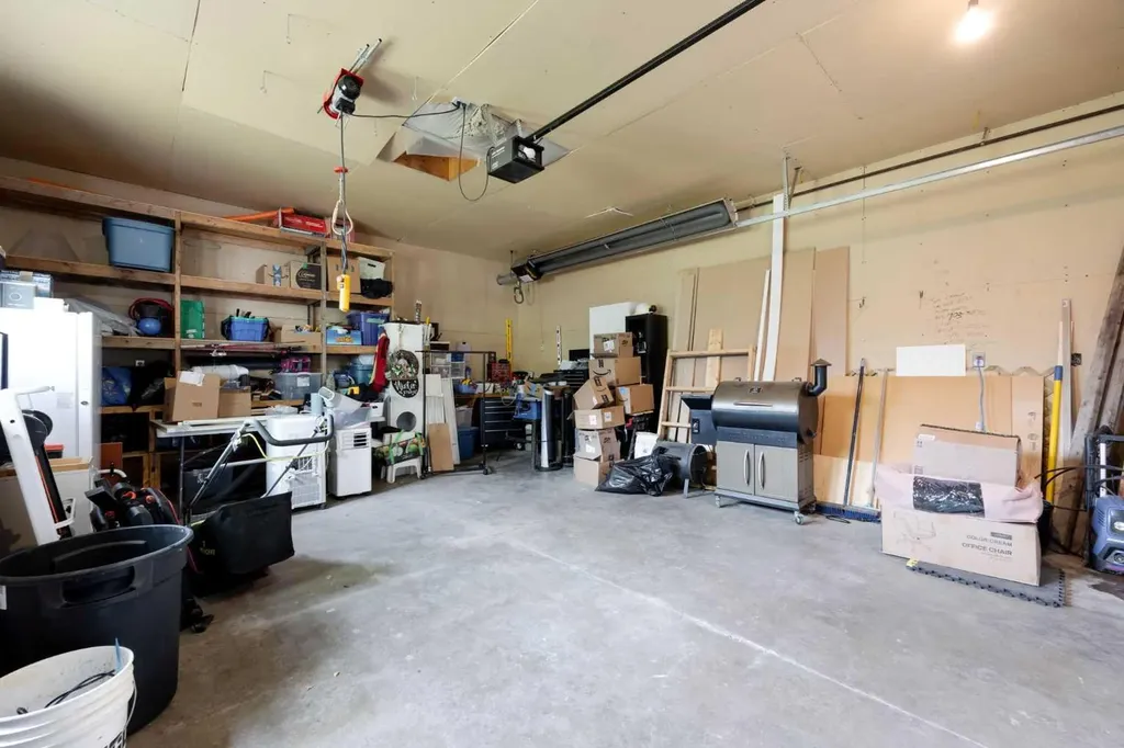 112B Siesta Gardens Fort Mcmurray AB T9H 2Z2