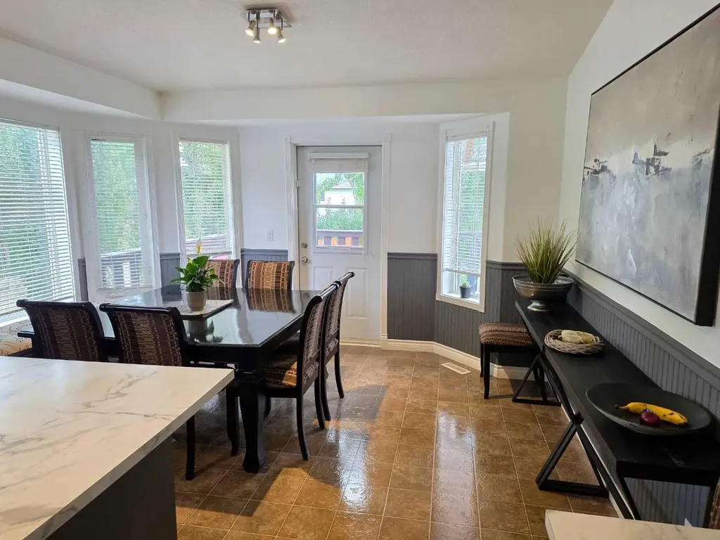 6409 98 A Street Grande Prairie AB T8W2M9