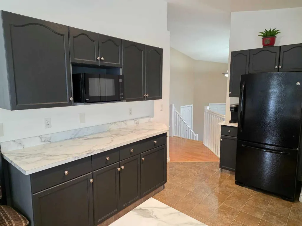 6409 98 A Street Grande Prairie AB T8W2M9