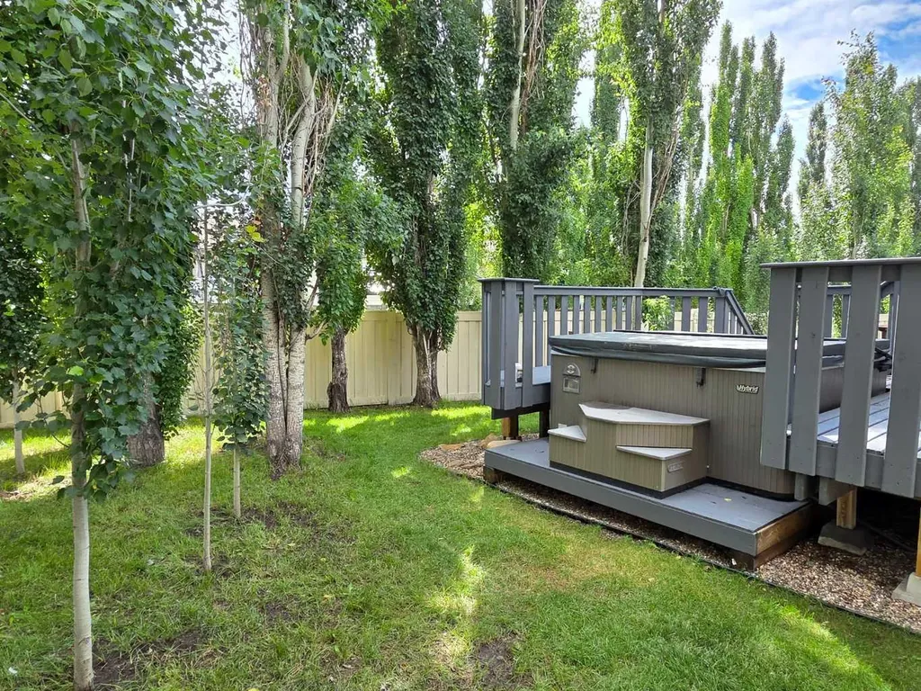 6409 98 A Street Grande Prairie AB T8W2M9