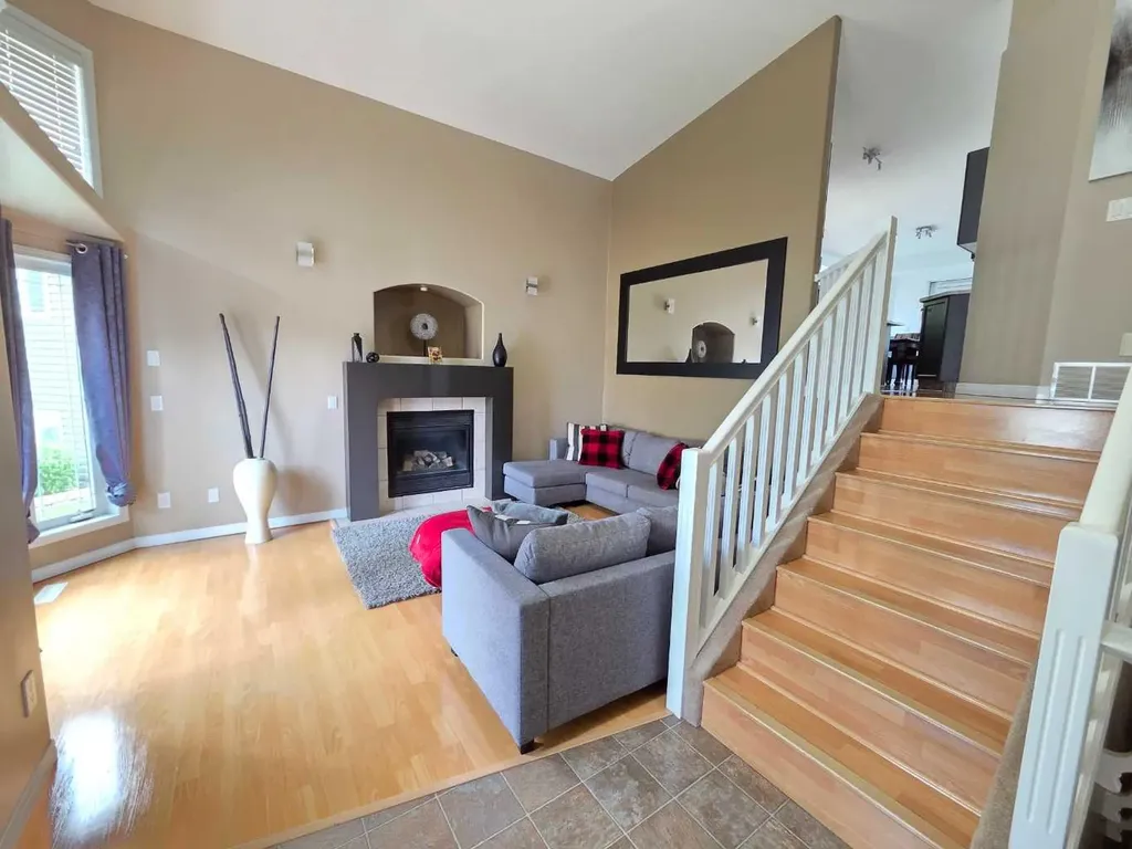 6409 98 A Street Grande Prairie AB T8W2M9
