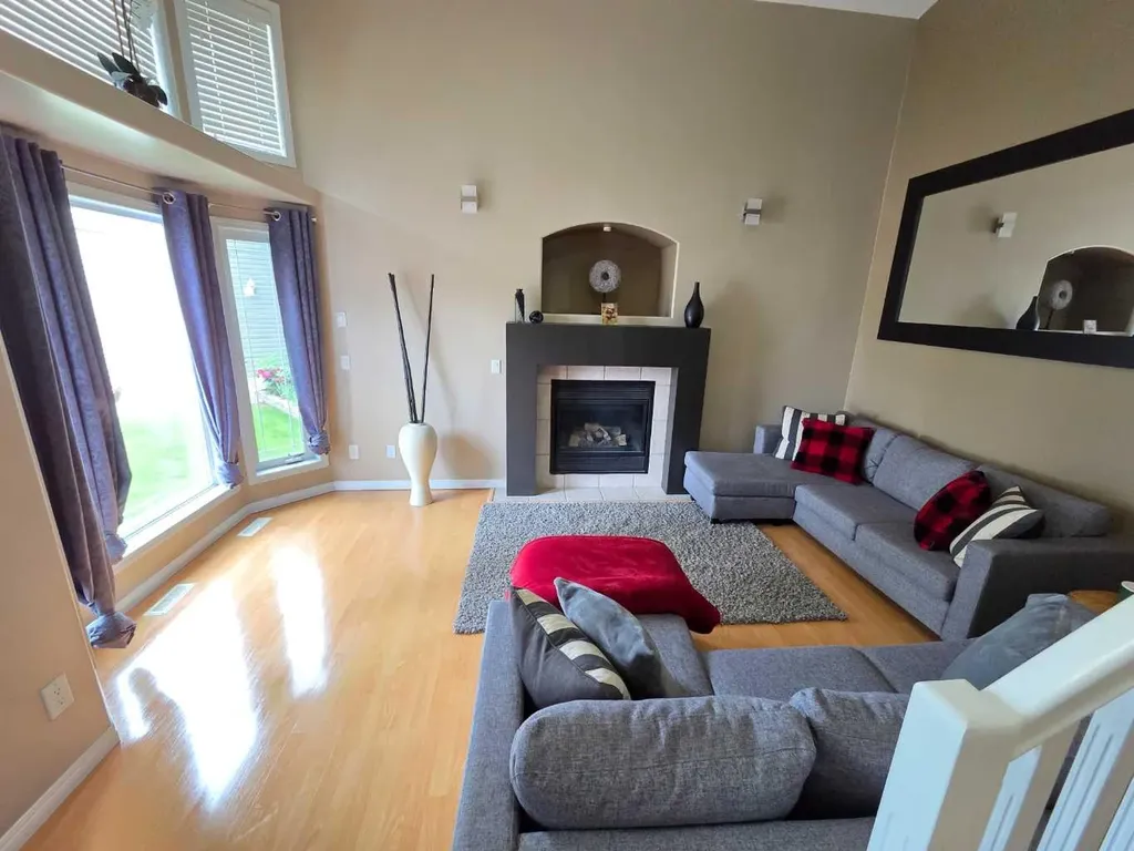 6409 98 A Street Grande Prairie AB T8W2M9