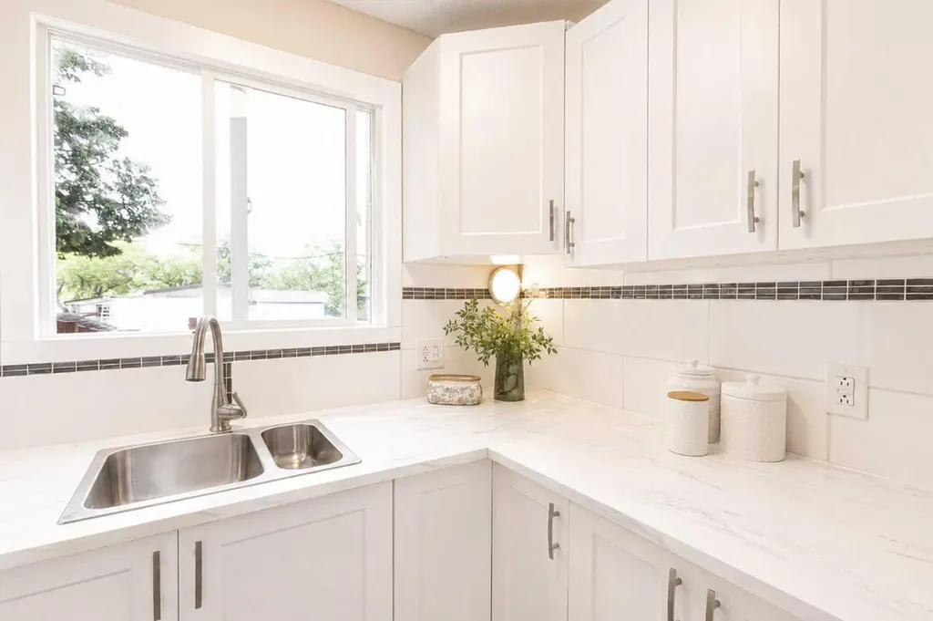 302 Terrace Park Red Deer AB T4N 1V8