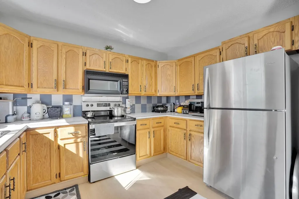 39 Ventura Road NE Calgary AB T2E 8G1