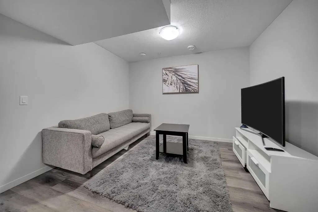 132 Howse Crescent NE Calgary AB T3P 1L5